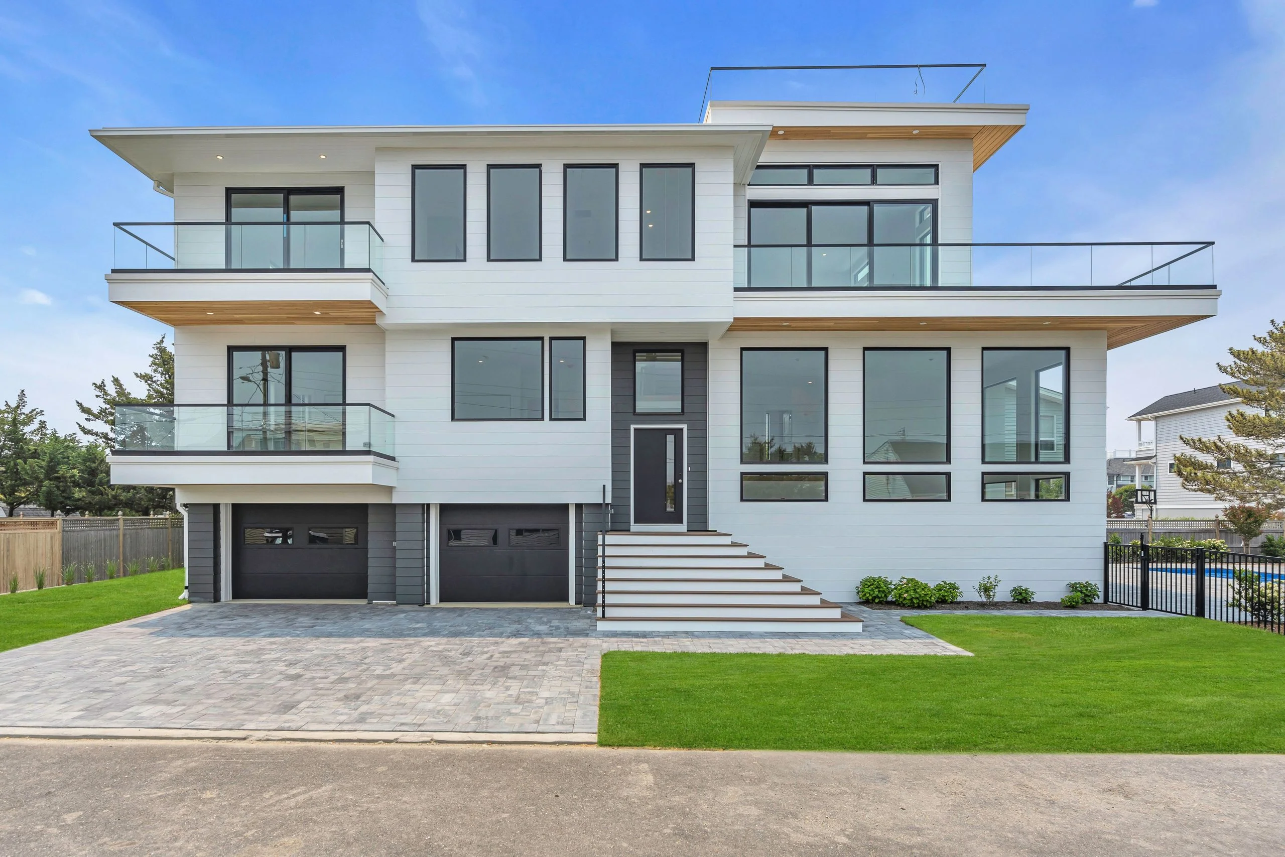 Windward Exterior